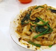 Oil-Poured Noodles