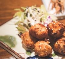 Sauce-Roasted Chicken Meatballs