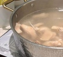 Coconut Chicken Hot Pot (Half Chicken)