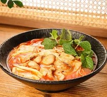 Yuxi Sour Fish Soup Noodles