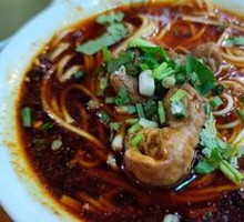 Braised Pork Intestines Noodles