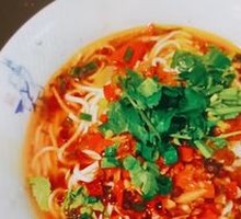 Sichuan-style Pepper Chicken Offal Noodles