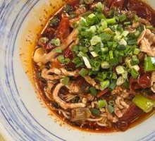 Fish-Flavored Shredded Pork Noodles