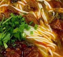 麻辣牛肉米线