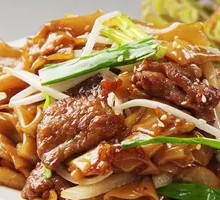 Dry-Fried Beef Rice Noodles