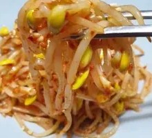 Mung Bean Sprouts
