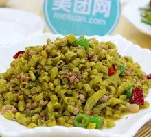 Minced Pork with Sour Cowpea