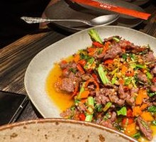 Stir-Fried Beef with Yellow Onion