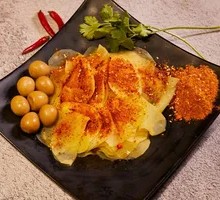 Potato Slices with Quail Eggs