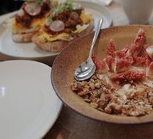 Greek Yogurt Bowl