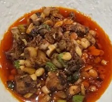 Spicy Rabbit Dice Salad