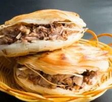 Lao Tongguan Meat Sandwich