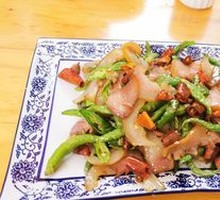 Spicy Green Pepper Pork Snout