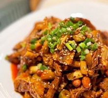 Spicy Sesame Oil Cucumber and Chicken Salad