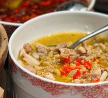 Steamed Chicken with Tea Oil Vinegar