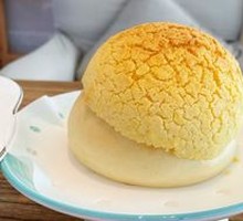 Pineapple Bun