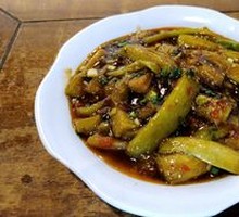 Sauce-Braised Eggplant