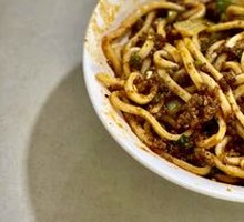 Dry Beef Noodle in Dan Dan Sauce