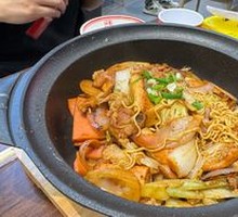 Douning Special Chicken Pot