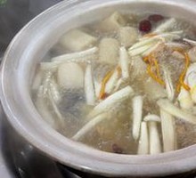 Bamboo Mushroom and White Pigeon Chicken Soup Pot