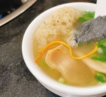 Bamboo Mushroom Squid Chicken Soup Pot