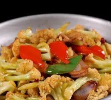 Spicy Stir-Fried Organic Cauliflower