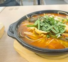 Spicy Pepper Pork Noodles