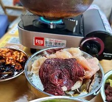 Yunnan Red Mushroom Ham Stewed Rice
