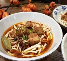 Braised Pork Rib Noodles