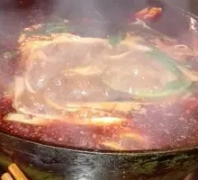 Red Soup Pot