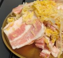 Sour Cabbage Pork Belly (Half Pound)