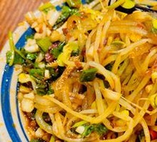 Handmade细 Noodles