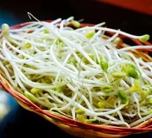 Mung Bean Sprouts