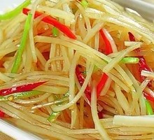 Sliced Potatoes with Green Pepper