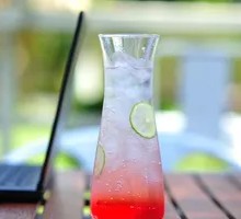 Peach Mountain Bubbly Water