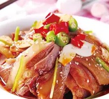 Spicy Dry Noodles with Vegetables