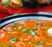 Tomato Beef Bone Soup