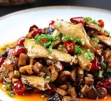 Dry-Braised Small Catfish