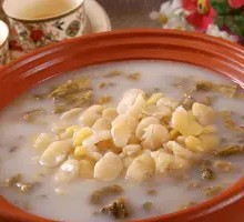 Sour Cabbage and Broad Bean Soup