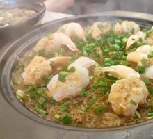 Garlic Shrimp with Rice Noodles