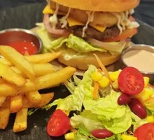 New Zealand Angus Cheese Mushroom Beef Burger