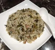 Sour Cabbage and Pork Stir-Fried Rice