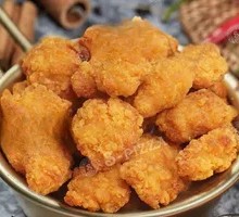 咸蛋黄嫩鸡披萨