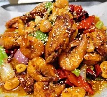 Dry Pot Chicken Wings and Shrimp