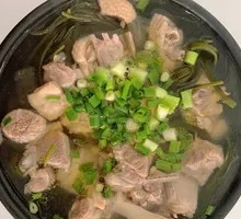 Pickled Radish and Kelp Duck Hot Pot