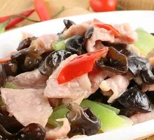 Wood Ear Mushroom and Pork Slices