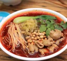 Braised Pork Intestine Noodles