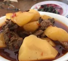 Beef Stewed with Potatoes