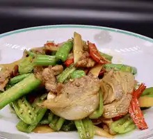 Homestyle Stir-Fried Pork