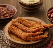 Braised Chicken Feet with Tiger Skin